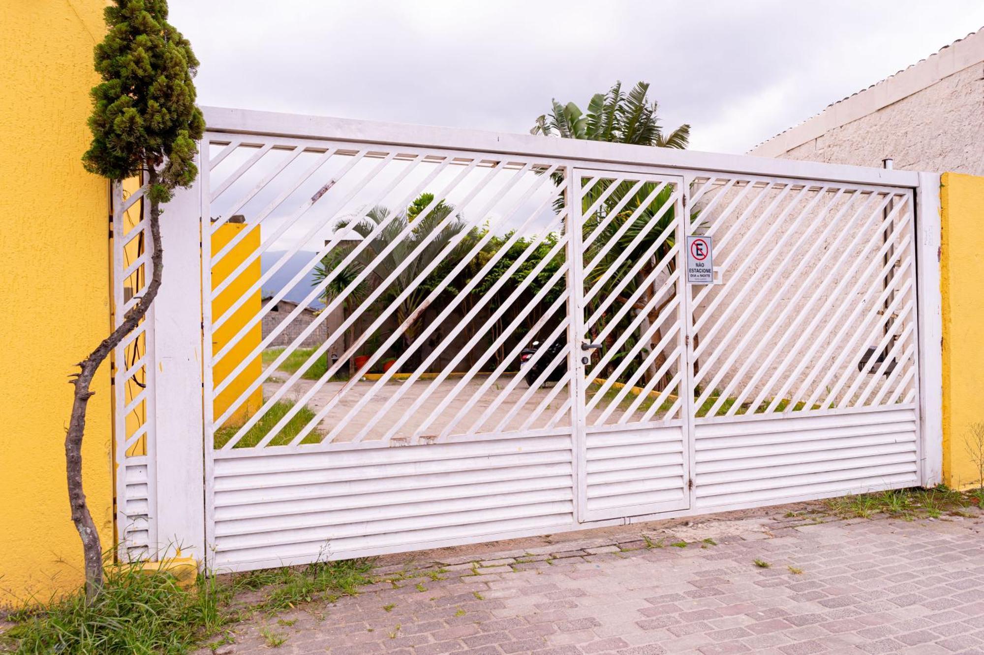 Pousada Hebrom Bertioga Exteriér fotografie